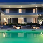 Villa Sealine